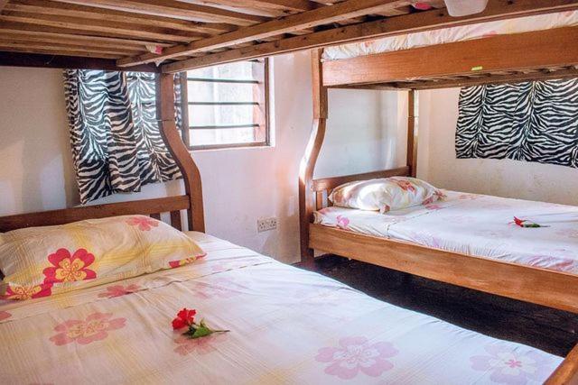 Kijani Cottages Diani เดียนีบีช ภายนอก รูปภาพ