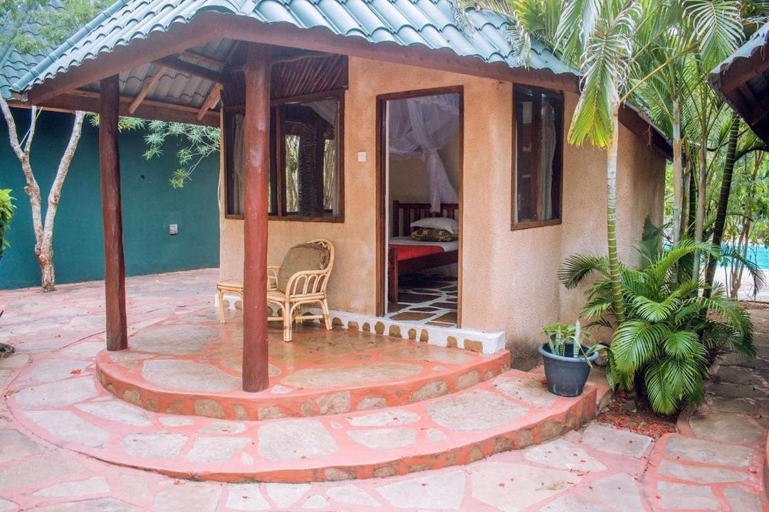 Kijani Cottages Diani เดียนีบีช ภายนอก รูปภาพ