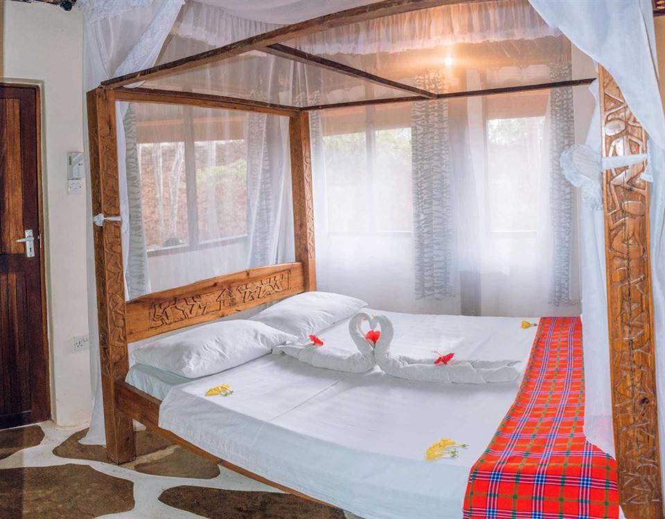 Kijani Cottages Diani เดียนีบีช ภายนอก รูปภาพ
