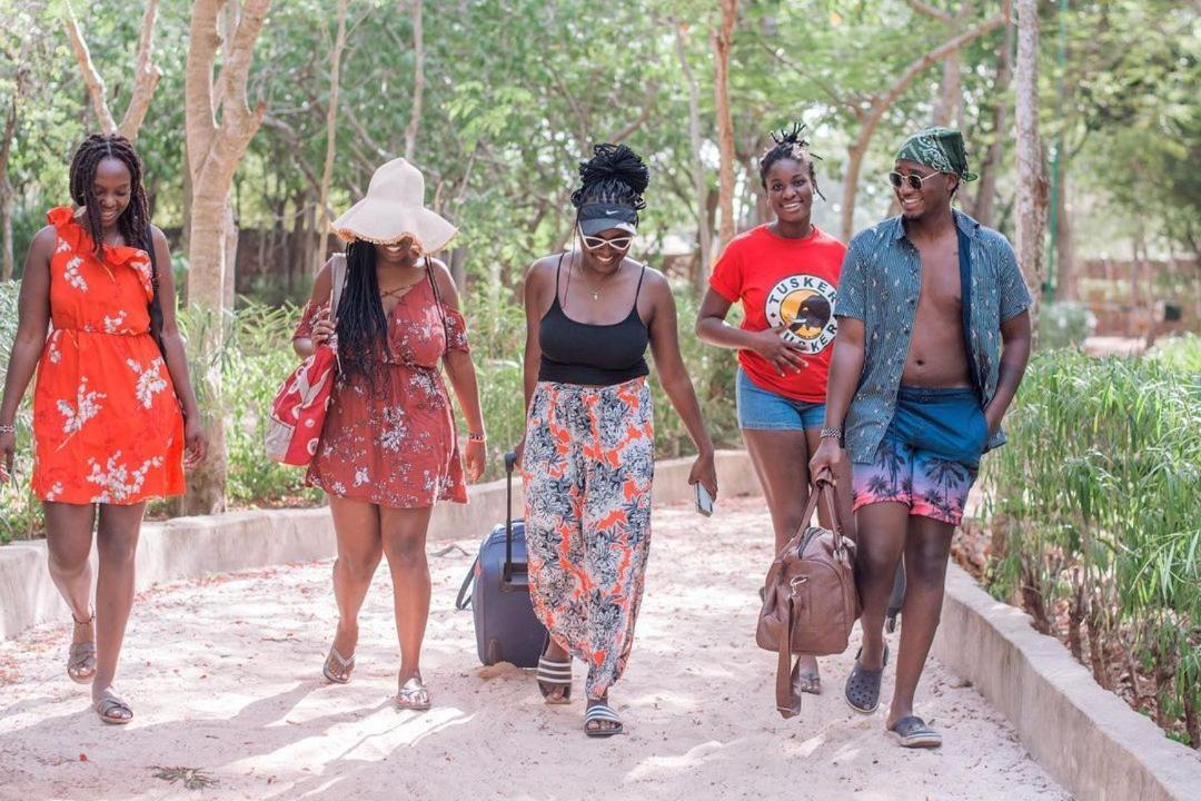 Kijani Cottages Diani เดียนีบีช ภายนอก รูปภาพ